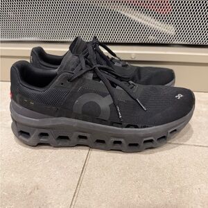 On Running Black Cloud Monster